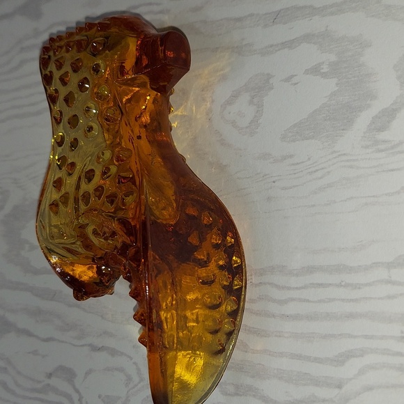 Vintage Fenton Amber Glass Collectors Shoe - Picture 5 of 5